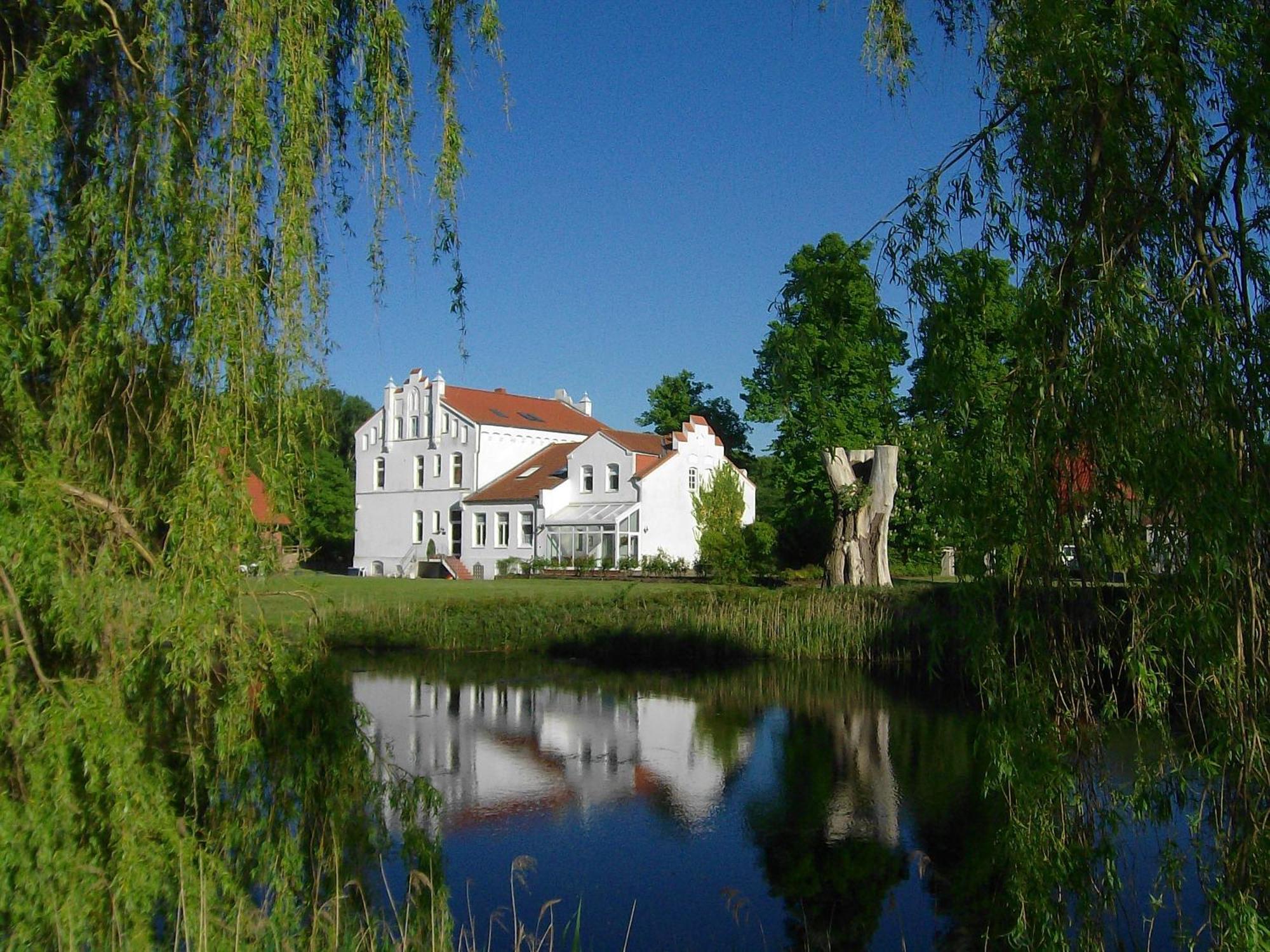 Ferienanlage Gutshaus Gramkow エクステリア 写真