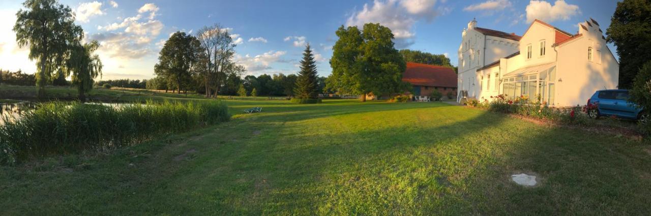 Ferienanlage Gutshaus Gramkow エクステリア 写真